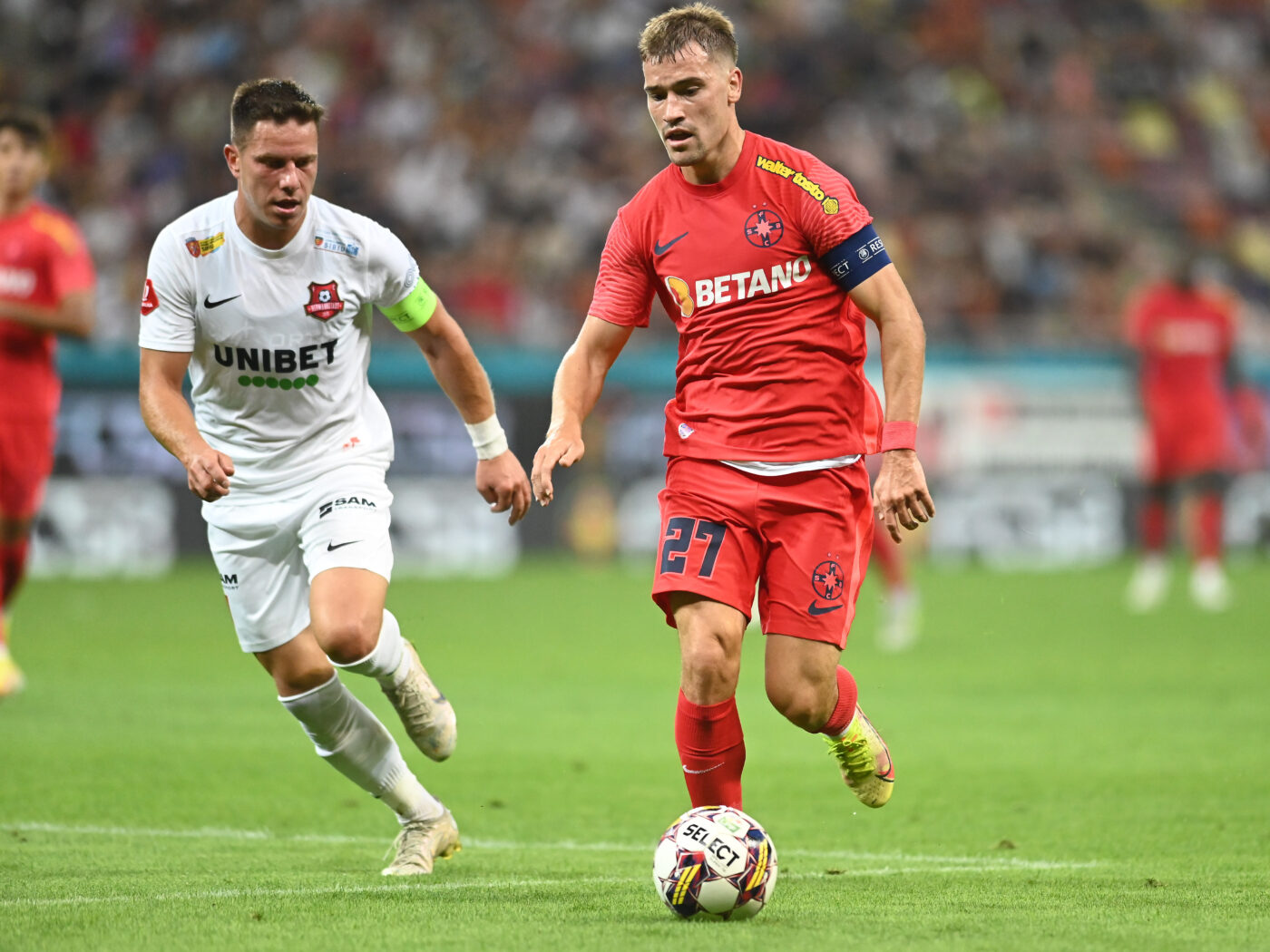 Darius Olaru dă vina pe naivitatea apărării după ce FCSB a ajuns în derivă pe plan intern: „Adversarii își crează puține șanse, dar primim goluri”