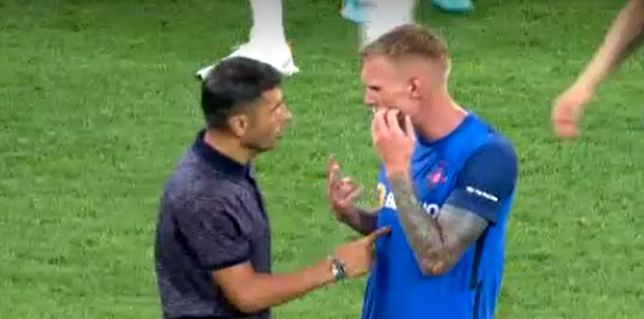 Nicolae Dică, vizibil dezamăgit după înfrângerea cu Viking! Gestul făcut de către antrenorul lui FCSB după meci, pe teren