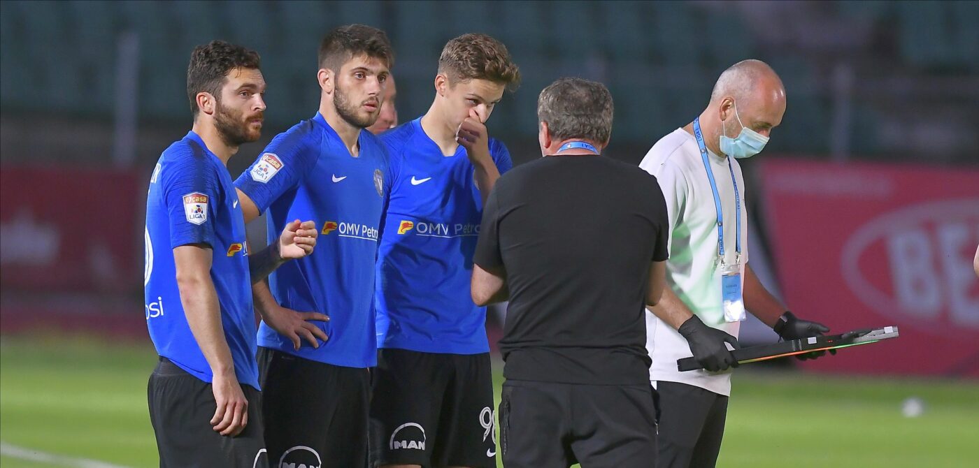 Gheorghe Hagi îi recomandă lui Gigi Becali un transfer la FCSB: „În România se caută un atacant, nu? Nu cred că există altul ca el”