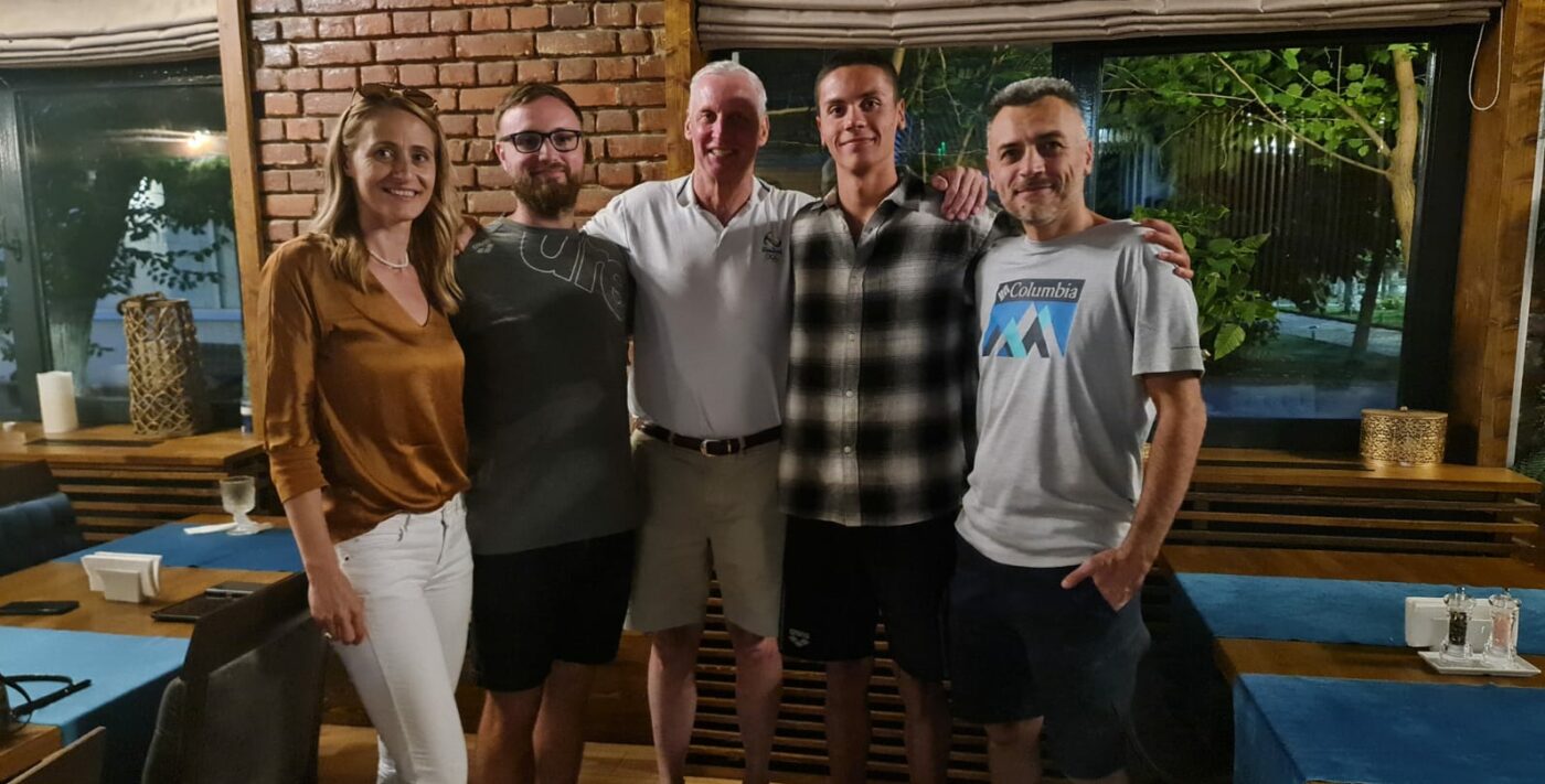 Întâlnire istorică: David Popovici și Jim Montgomery, americanul câștigător a cinci titluri mondiale! „Sunt multe similarități între noi, dar și câteva diferențe”