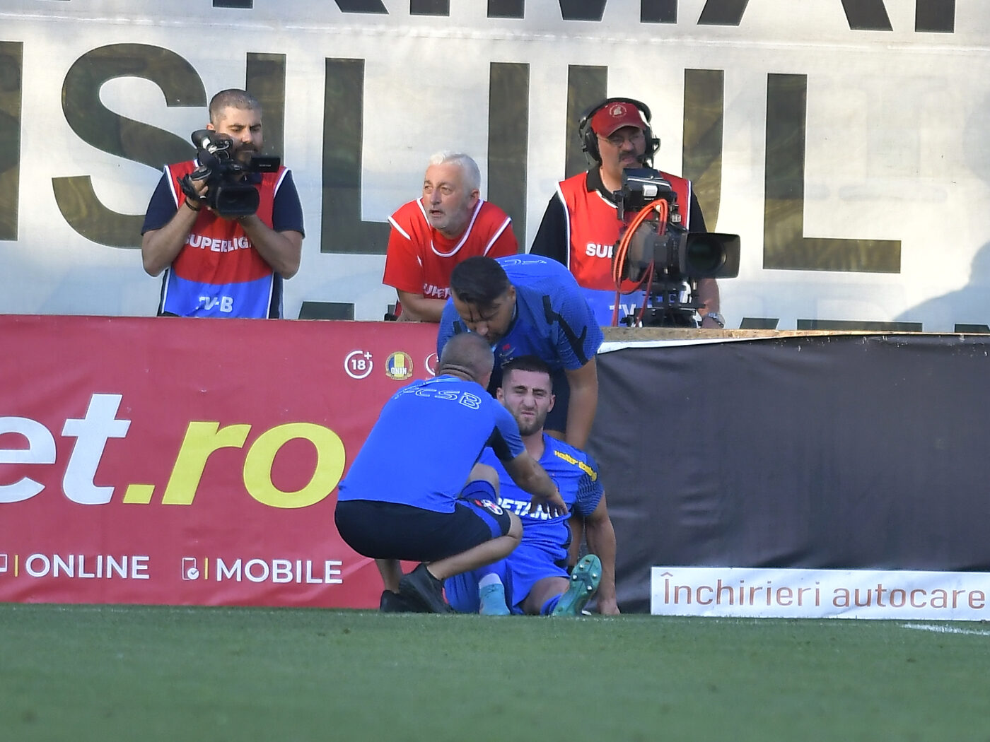 Ovidiu Popescu ar putea lipsi de pe teren până în 2023! Accidentarea fotbalistului de la FCSB îl poate lăsa descoperit pe Nicolae Dică pentru aproape tot sezonul