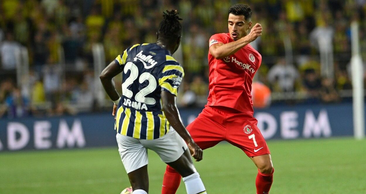 Valentin Gheorghe a debutat cu dreptul în SuperLig! Gol de generic pentru mijlocașul român în meciul contra celor de la Fenerbahce | VIDEO