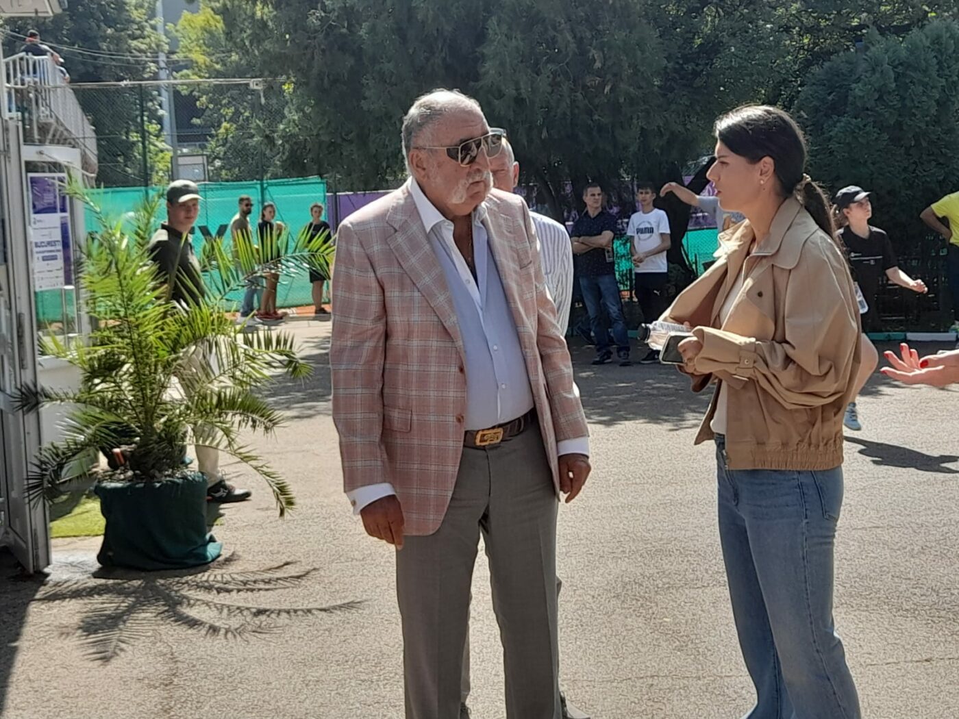 Vrea să ascundă ce ştie? Prima reacție a lui Ion Țiriac, miliardarul considerat mentorul ei, despre divorțul dintre Simona Halep şi Toni Iuruc: „Înainte să mă întrebați vă zic asta”