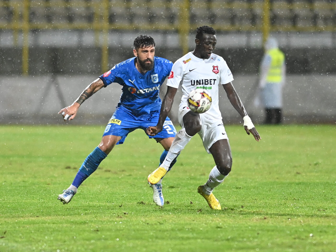 Cum a ratat Baba Alhassan două super transferuri! Câți bani a pus pe masă Neluțu Varga pentru noua perlă din Superligă | EXCLUSIV