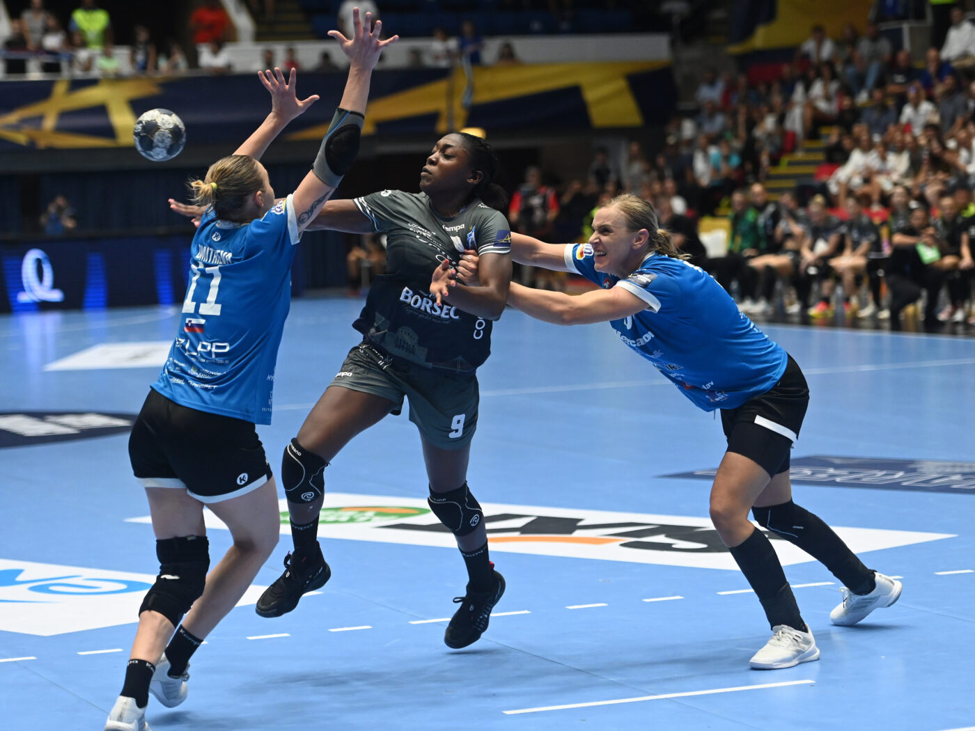 CSM București, revenire de senzație în Liga Campionilor! Victorie superbă cu Krim, după o repriză fabuloasă | VIDEO