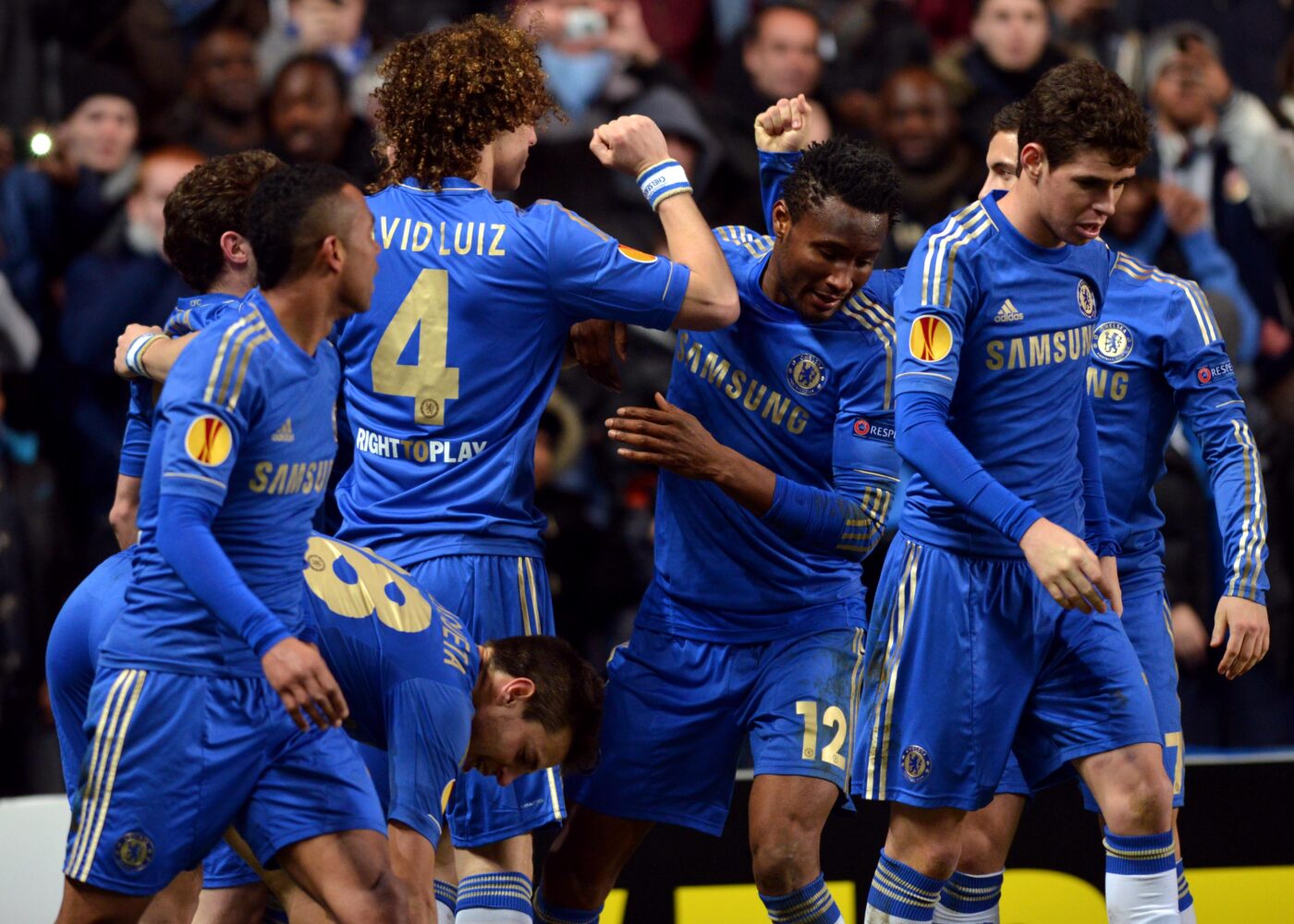 Champions League: „Specialele” ne triplează investiția »»