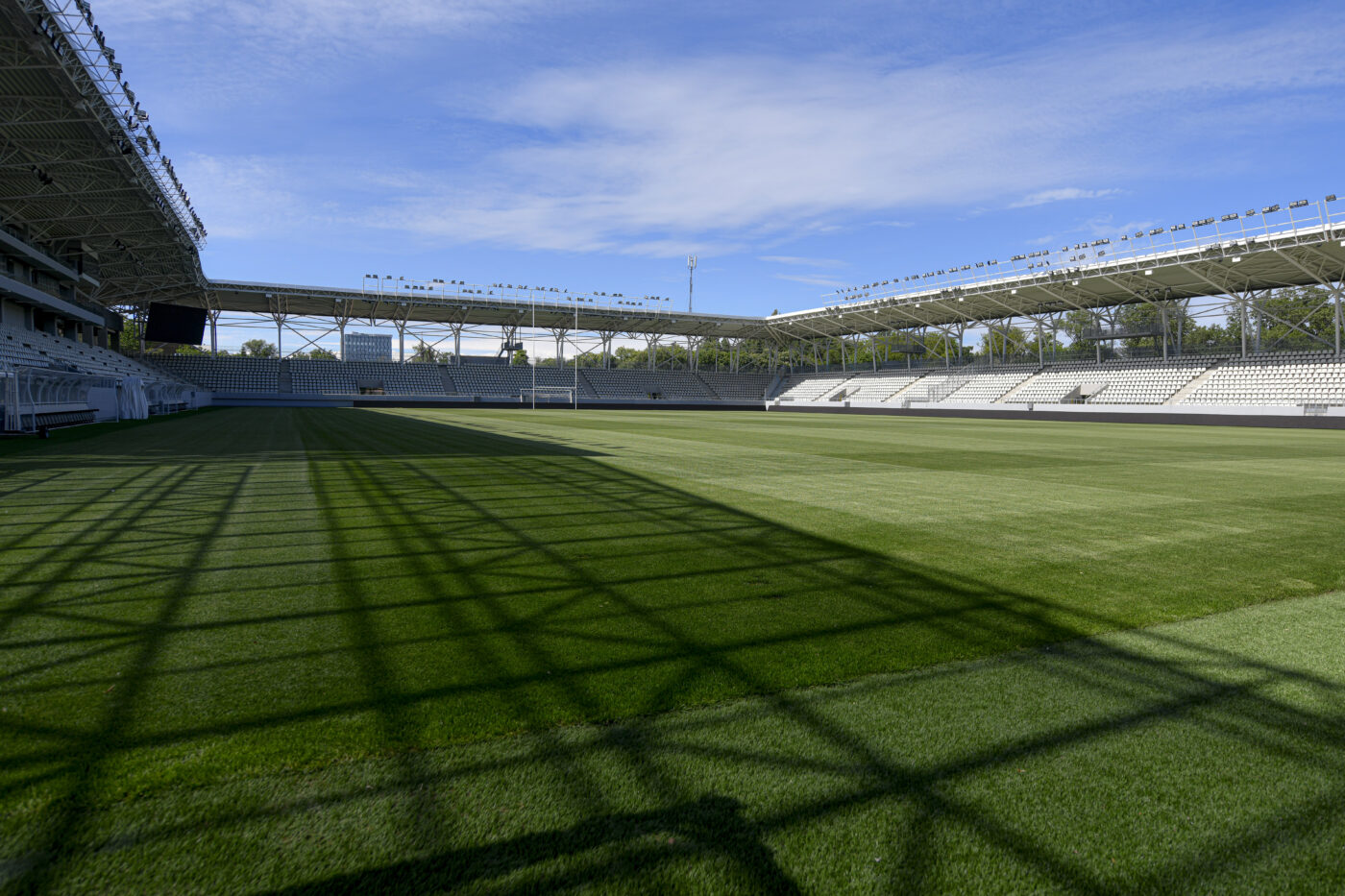 Suma uriașă pe care o scoate Dinamo din conturi pentru a juca pe „Arcul de Triumf”: 4.000 de euro costă doar curățenia! Ce șanse sunt ca acest stadion să fie noua casă a „câinilor”