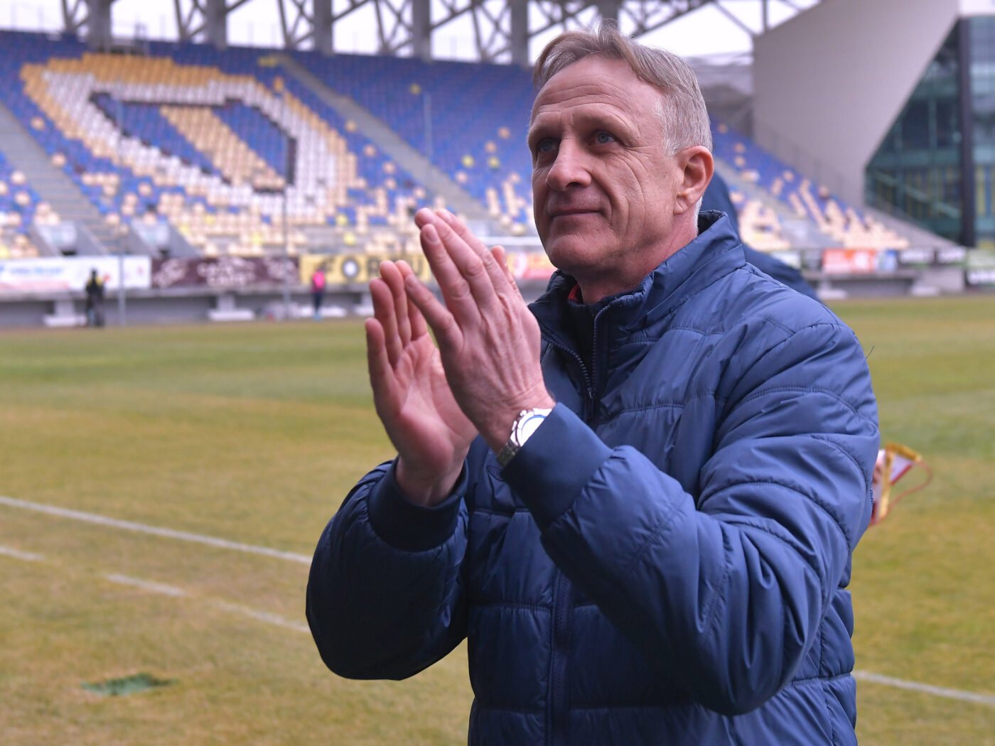 Debutul lui Săndoi pe banca tineretului se joacă și la pariuri » Mizăm la cota 1.57 la România U21 – Spania U21 »»