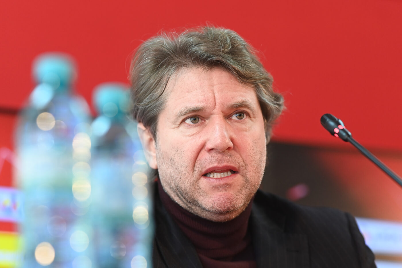 Florin Răducioiu nu mai are speranțe în privința echipei naționale: „Trăim numai din decepții! Numai înfrângeri și calificări ratate”