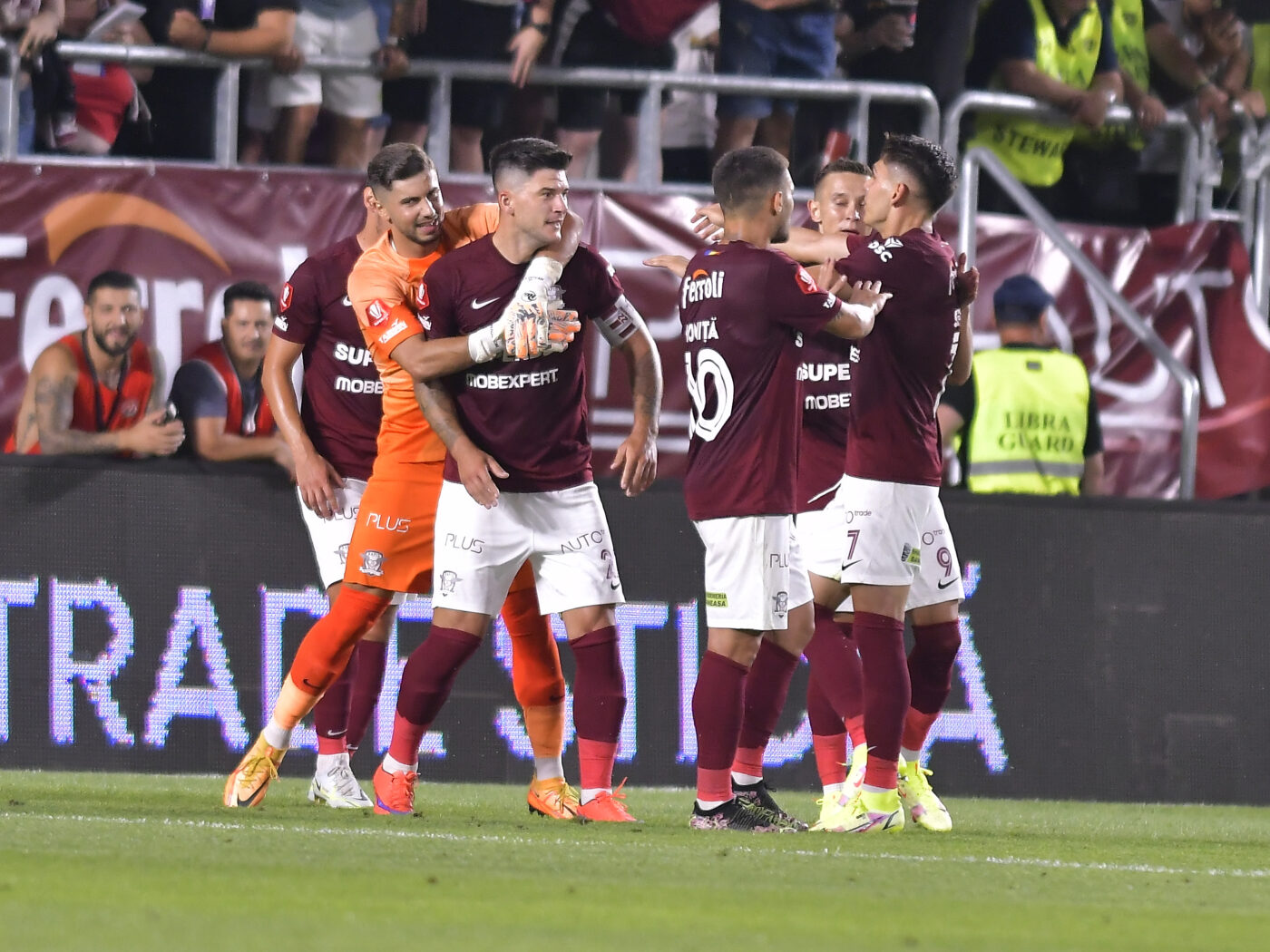 Fotbalistul de la Rapid care nu trebuie să lipsească de la naționala României. „Sunt puțini în lume ca el!”