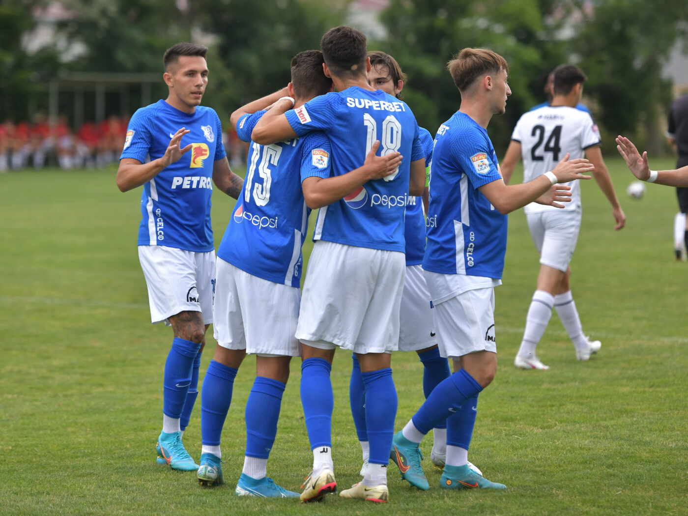 Gigi Becali, o nouă lovitură pe piața transferurilor? Un fotbalist de la Farul ar putea ajunge la FCSB. „Poate fi în scurt timp o soluție pentru națională!”