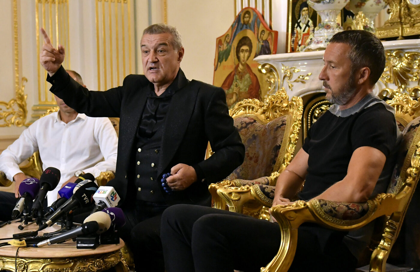 Meme Stoica, dezamăgit de ultima decizie a lui Gigi Becali. „Îmi pare foarte rău. El crede că a salvat din bani!”