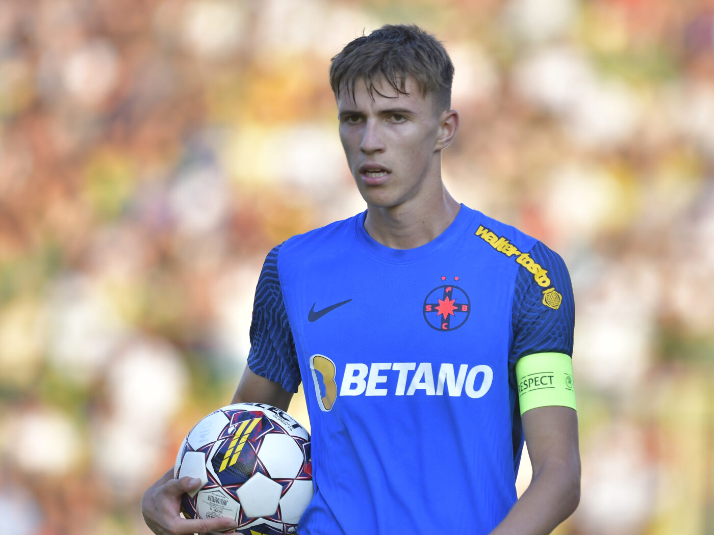 Dumitru Dragomir a explodat după prestația lui Octavian Popescu din meciul cu West Ham: „L-au distrus antrenorii de la FCSB! Sunteți nebuni la cap?”