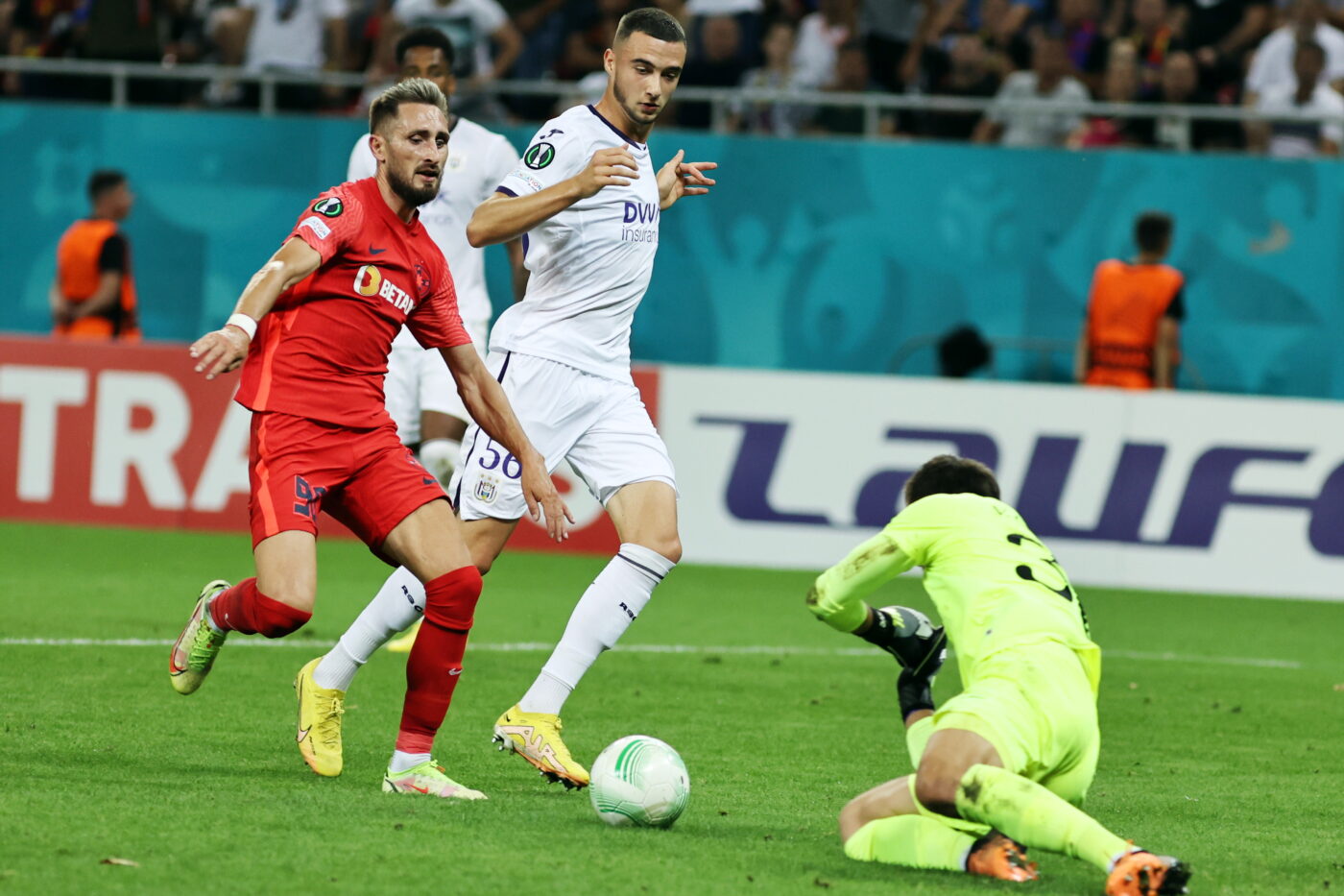 500.000 de euro, bani pentru viitorul transfer pe care îl face Gigi Becali la FCSB: „Vreau să câștigăm cu Anderlecht ca să iau un jucător în iarnă”