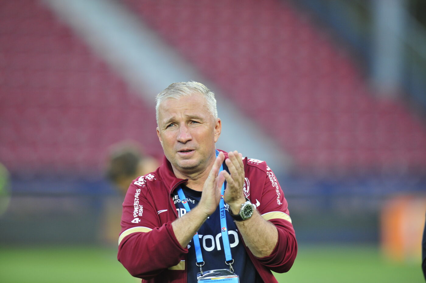 Dan Petrescu îi ia apărarea lui Andrei Prepeliță înaintea meciului direct: „În România, dacă pierzi un meci, e perioadă nefastă! A făcut rezultate fantastice acolo”