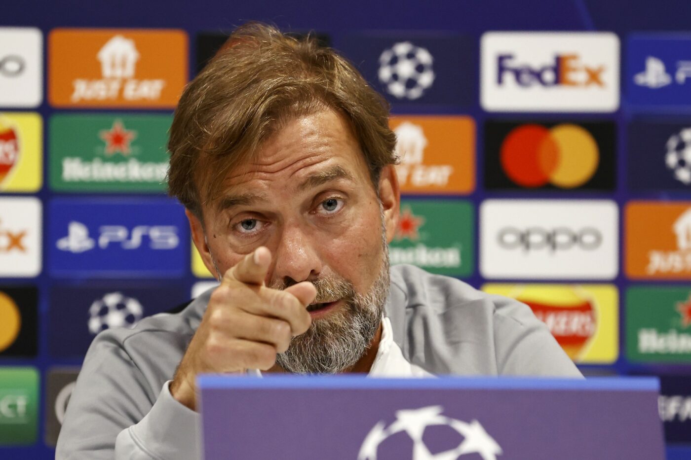 Povestea incredibilă a celui mai mare fan Jurgen Klopp din România! Fotbalistul uriaș care a uitat de rivalitatea imensă: „De când a venit aici, nu mai țin cu ei!” | EXCLUSIV