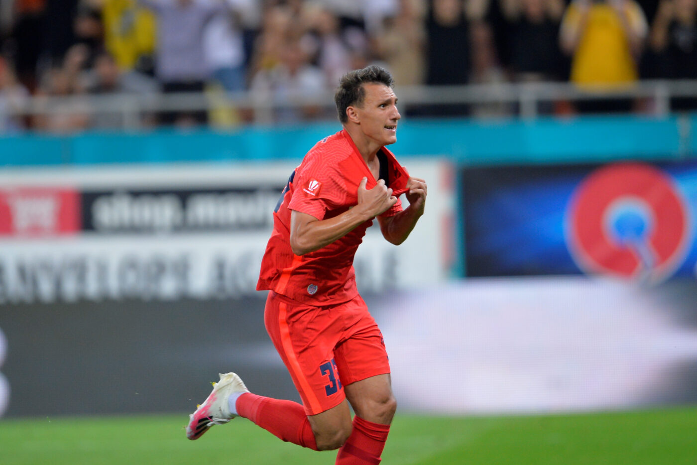 Emoții pentru FCSB, după accidentarea suferită de către Risto Radunovic la națională: „E o problemă!” Cine îl înlocuiește cu FC Argeș | VIDEO EXCLUSIV ProSport Live
