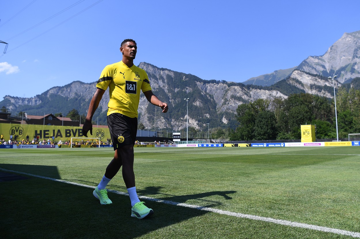 Fostul golgheter al lui Ajax Amsterdam, Sebastian Haller, și-a stăpânit cu greu lacrimile atunci când a povestit prin ce a trecut din cauza chemoterapiei!
