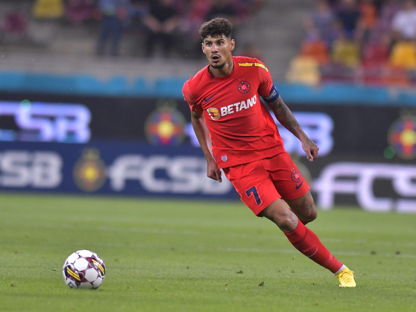 Victor Angelescu, noi detalii despre negocierile cu FCSB pentru transferul lui Florinel Coman. „Acum văd că a ajuns căpitan, e altceva!” Ce zice despre Darius Olaru