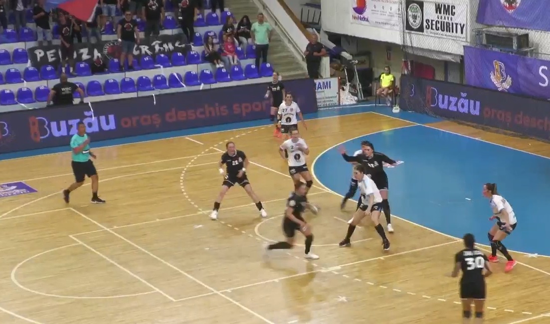 Continuă scandalurile din arbitraj în handbal: la Buzău, ca la Zalău acum o săptămână! Măgura Cisnădie prezintă imagini video cu 17 erori | VIDEO