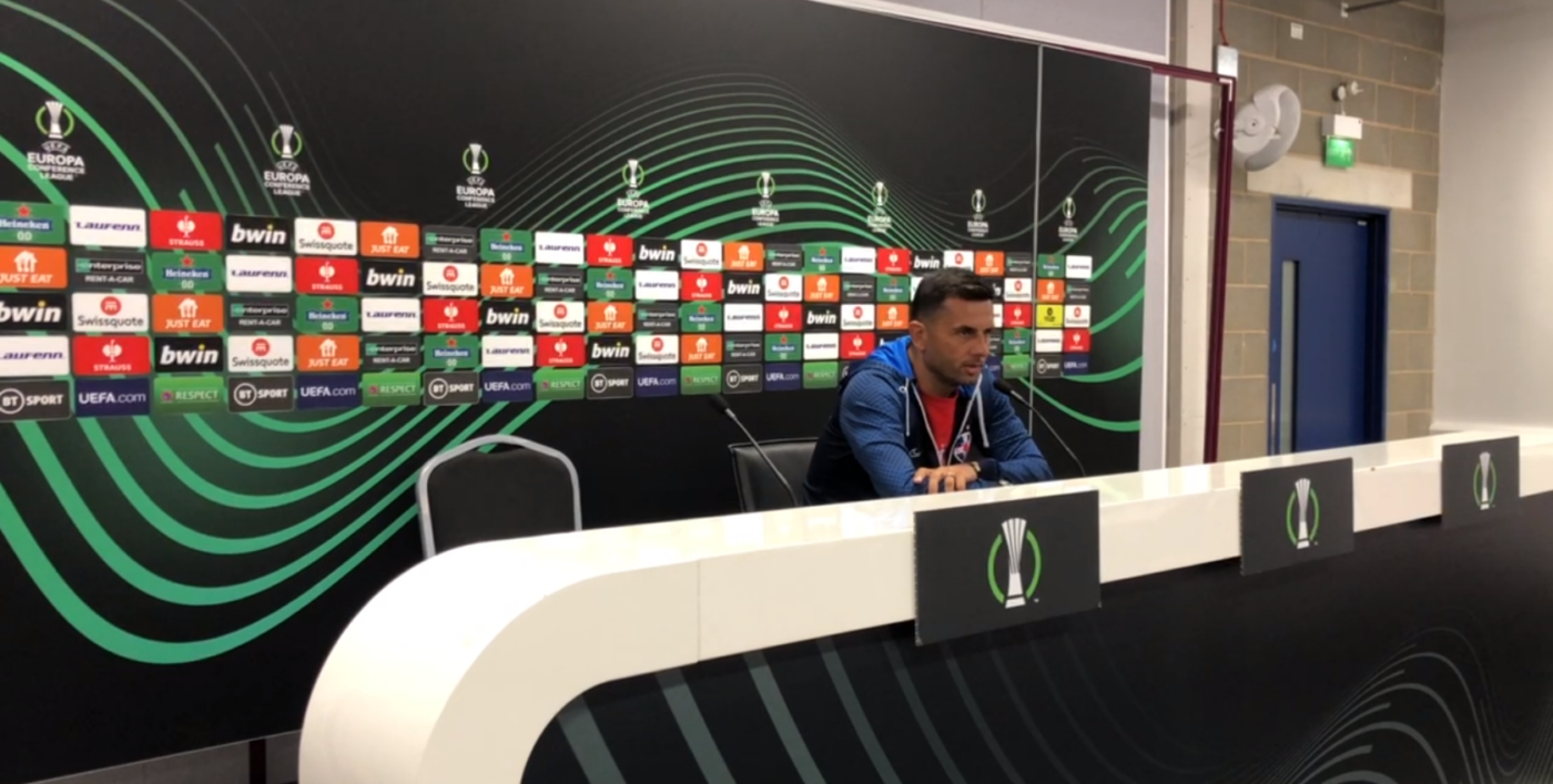 Nicolae Dică speră la o minune în meciul cu West Ham: „Am încredere în băieții mei că putem face un meci perfect”