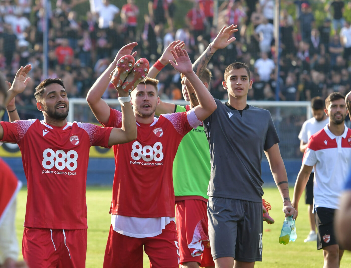 FC Argeș, 130.000 de euro pentru un jucător de la Dinamo! Detaliile complete ale tranzacției