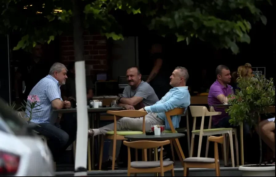 Gigi Becali, marele absent de la înmormântarea prietenului Vlad Vasilescu. Cine a fost singurul membru din familia patronului FCSB care a asistat la nefericitul eveniment | FOTO