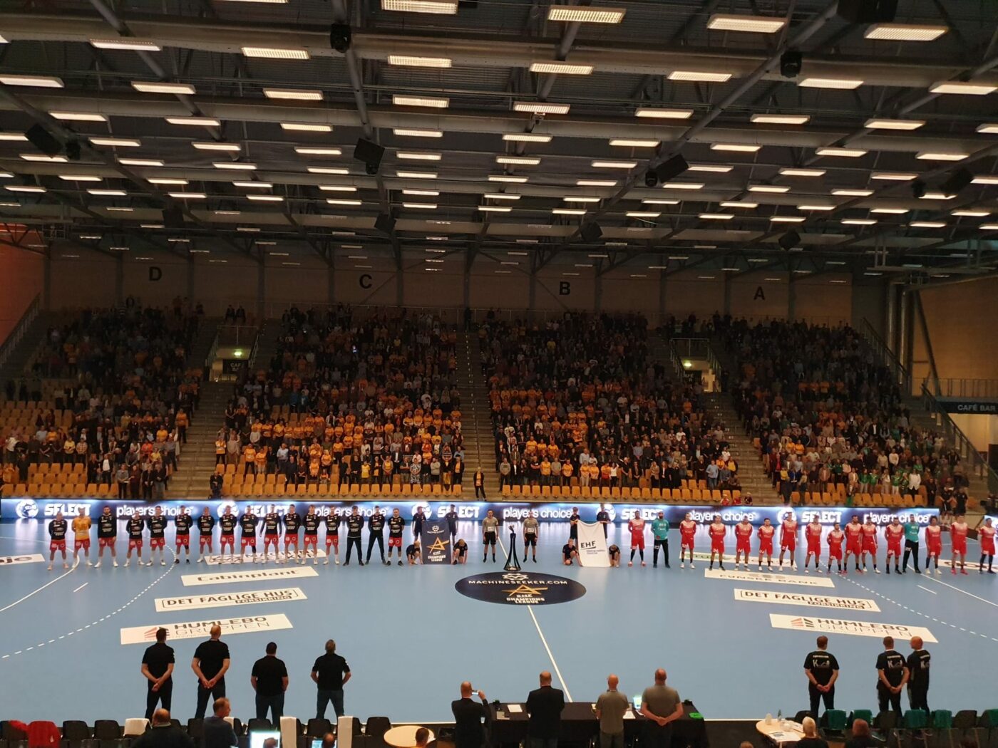 Dinamo, semnal de alarmă după al doilea meci din Liga Campionilor: „Asta nu ne ajută!” „Dulăii” dau vina și pe ghinion | EXCLUSIV