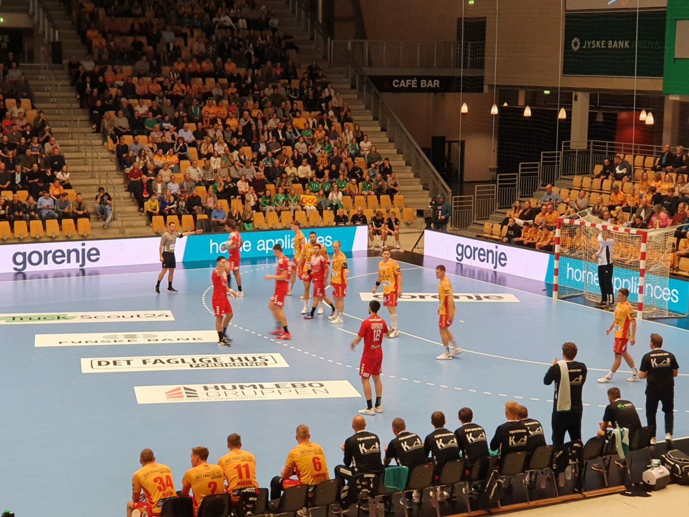 Dinamo, egal dramatic în Danemarca la handbal masculin! Meci nebun cu 76 de goluri marcate în partida de Liga Campionilor cu GOG Handbold