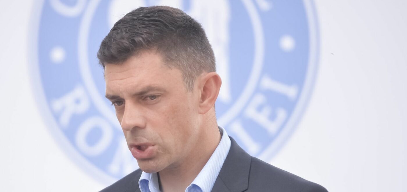 Ministrul Sportului Eduard Novak şi-a aprobat o rentă viageră uriașă! Câștigă lunar cât Nadia Comăneci, Elisabeta Lipă sau Marian Drăgulescu