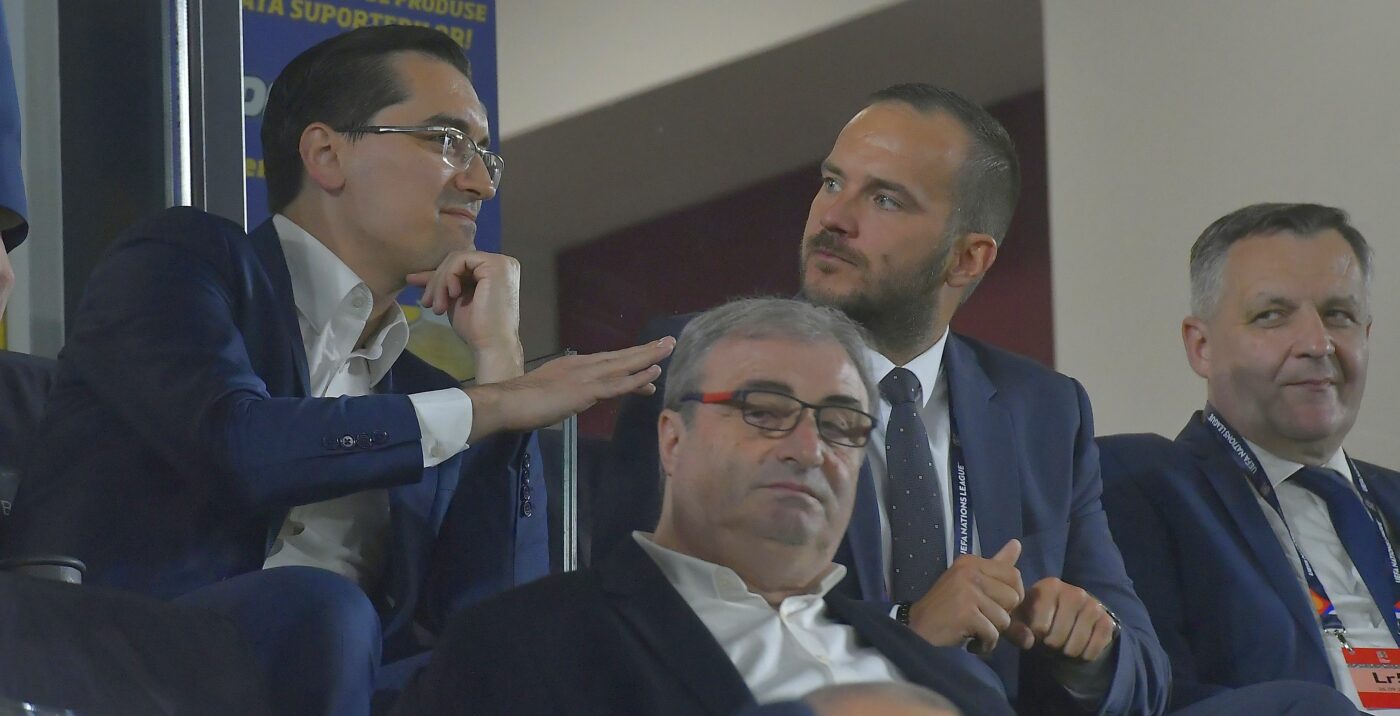 Mihai Stoichiță, ironizat în direct de către amicul său după ce a declarat că nu știe despre retrogradarea echipei naționale: „Se poate continua cu Edi Iordănescu? Știe Stoichiță regulamentul?” | VIDEO EXCLUSIV ProSport Live