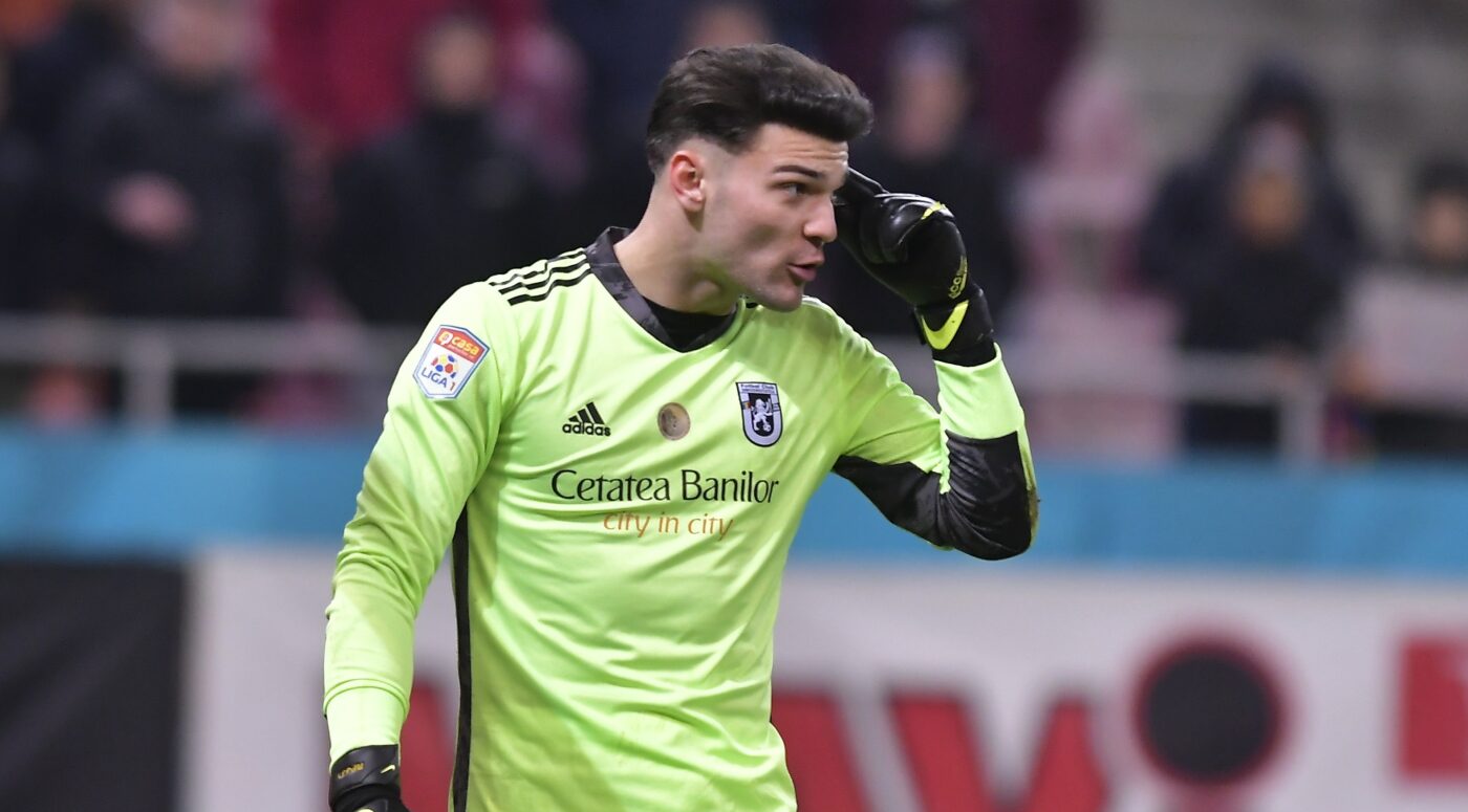 Florin Prunea a sărit în apărarea lui Robert Popa: „Aveți răbdare cu acest copil. Acum doi ani juca prin Liga 3, iar acum a ajuns la naționala U 21. Pe reflexe e unul dintre cei mai buni din România!” | EXCLUSIV