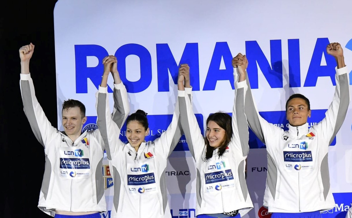 România a câștigat medalia de argint în proba de ștafetă combinată 4×100 m liber la Mondialele de Înot din Peru! Vlad Stancu, bronz la 800 metri