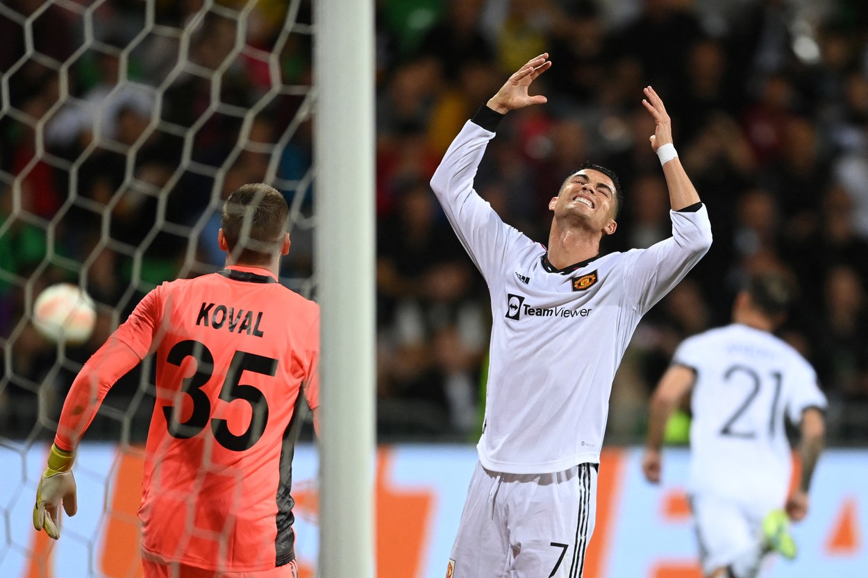 Superstarul Cristiano Ronaldo e învinuit de comportament neadecvat de către Asociația de Fotbal din Anglia (FA), după incidentul din aprilie de la meciul lui Manchester United cu Everton!