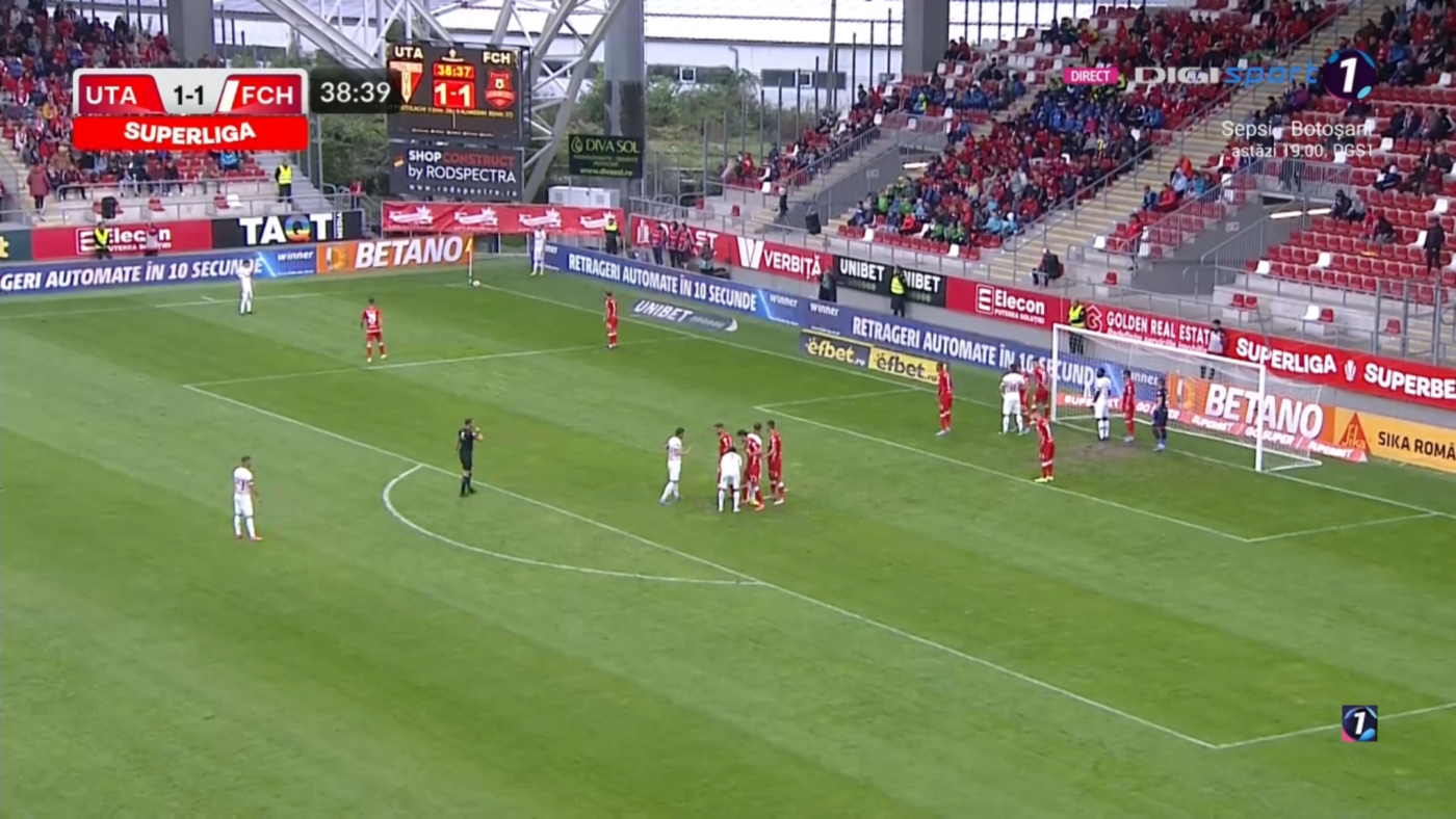 UTA – Hermannstadt 1-1, Live Video Online, în etapa cu numărul 11 din Superliga. Patru cartonașe în aceeași fază, după un meleu la centrul terenului
