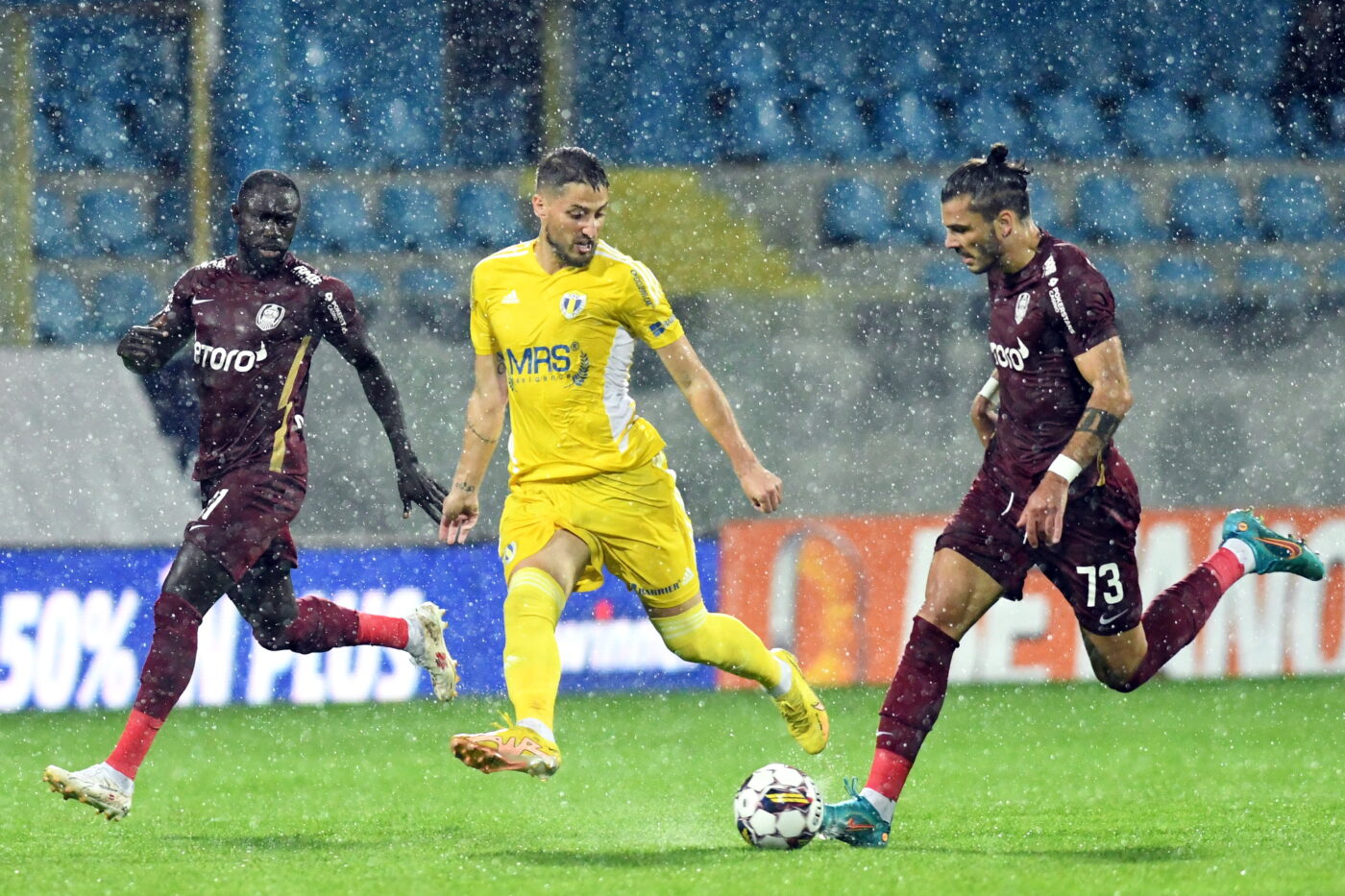 CFR Cluj – Petrolul Ploiești 1-0, în etapa a 12-a din Superliga. Ardelenii câștigă în prelungiri după un joc foarte slab