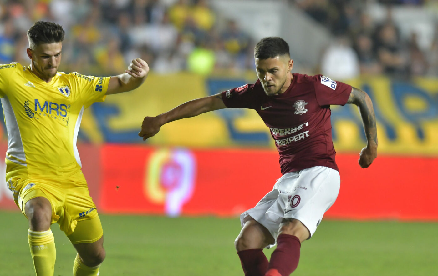 Ioniță și Jair s-au întrecut în ratări! Incredibil: mijlocașii de la Rapid și Petrolul au irosit două penalty-uri în mai puțin de 5 minute în derby-ul de pe Arena Națională