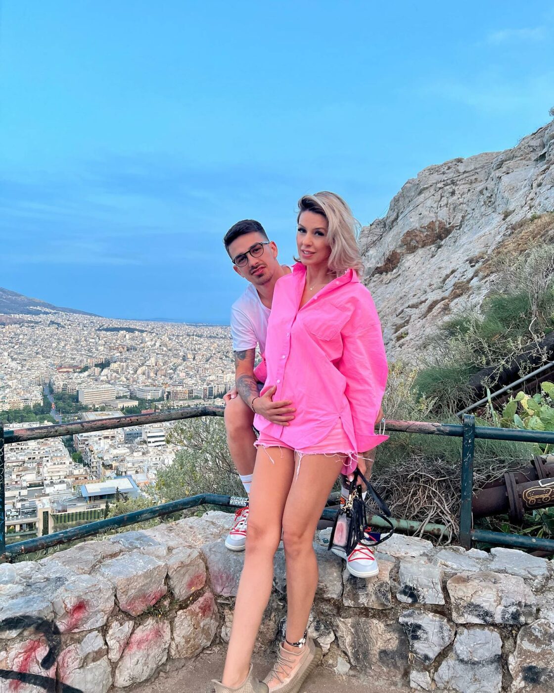 Andreea, soția lui Sergiu Hanca, a trecut printr-un adevărat calvar de când a rămas însărcinată. „Patru luni de chin și durere. Am ajuns de urgență la spital de două ori!” | GALERIE FOTO