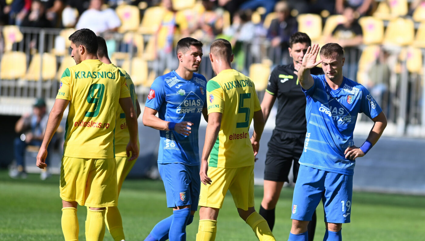 CS Mioveni – Chindia Târgoviște, Live Video Online, de la ora 13:00, în runda 29 din Superliga. Dică și Petrea, foștii antrenori de la FCSB din acest sezon, se duelează în premieră! Echipele de start