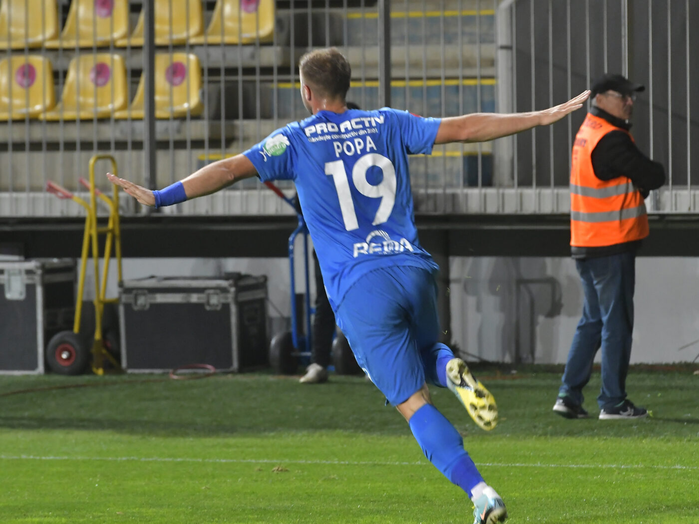 SuperLiga: Show total în runda 12 » 22 de „VERZI” » Profitul a venit și la cota 2.05 »»