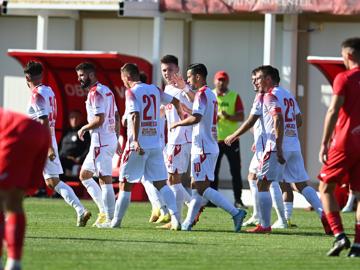 Sezon încheiat pentru unul dintre veteranii lui Dinamo! Cât îi costă pe fanii din DDB operația fotbalistului