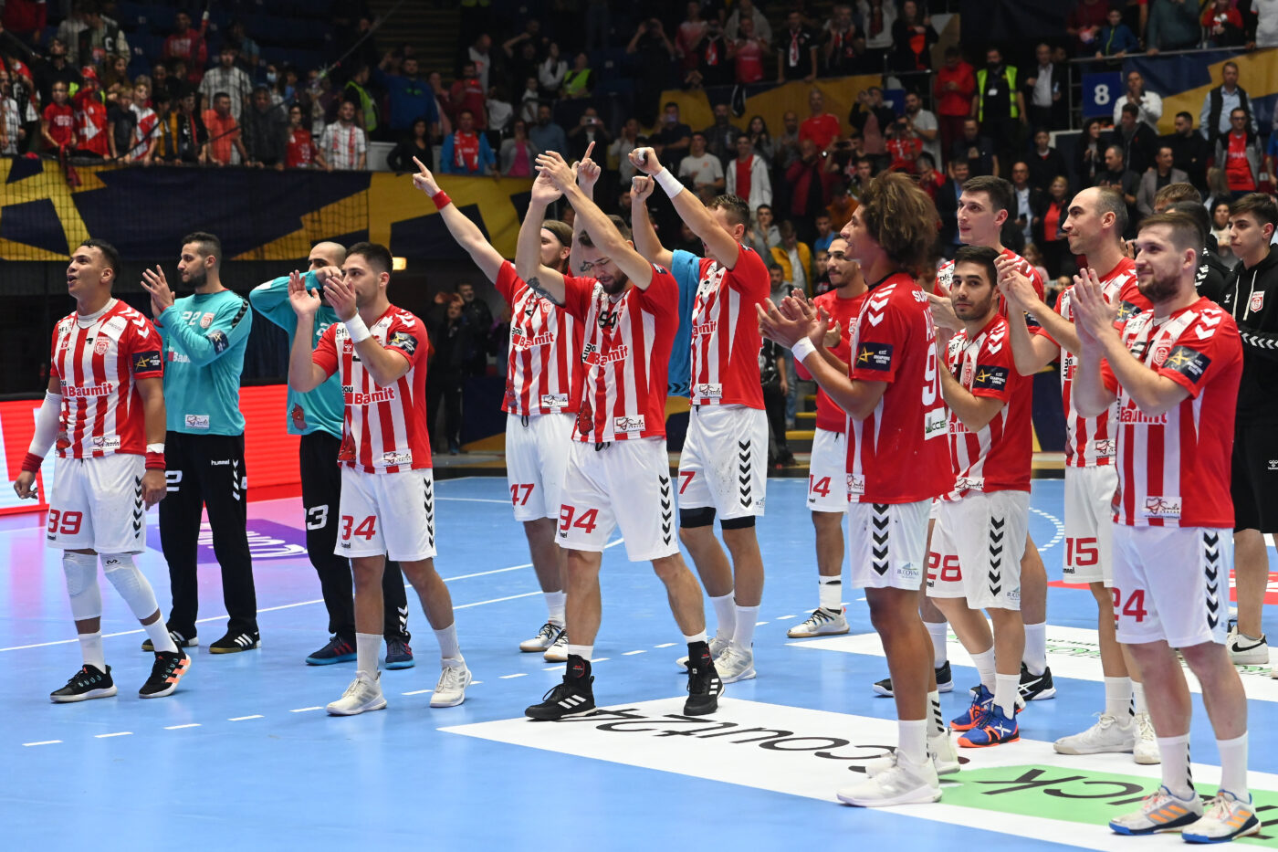 Dinamo nu a reușit să îi facă față colosului PSG, în Liga Campionilor la handbal masculin! „Dulăii” speră în continuare la calificarea în play-off