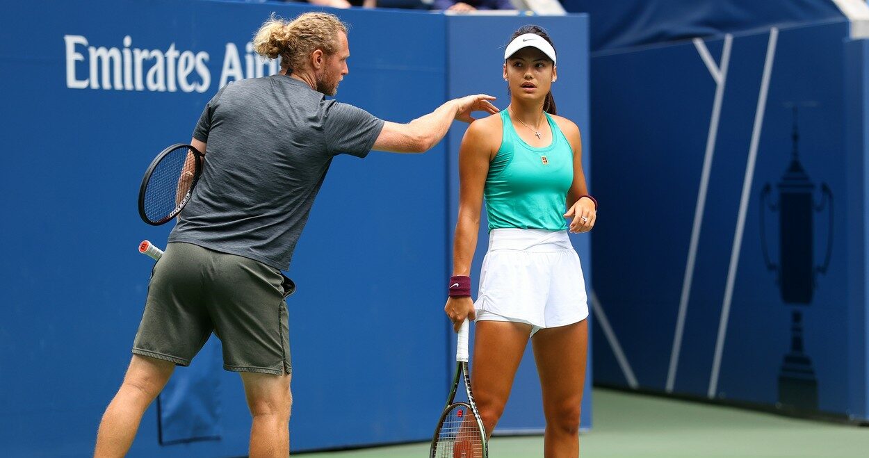 „Devoratoarea de antrenori” Emma Răducanu a rupt contractul cu Dmitry Tursunov! Cât a rezistat rusul în staff-ul britanicei