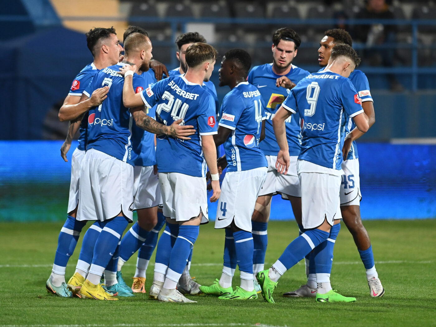 Cupa României: „Rechinii” deschid balul în grupe » CSM Alexandria – Farul se pariază la cote de 1.55 și 1.95 »»