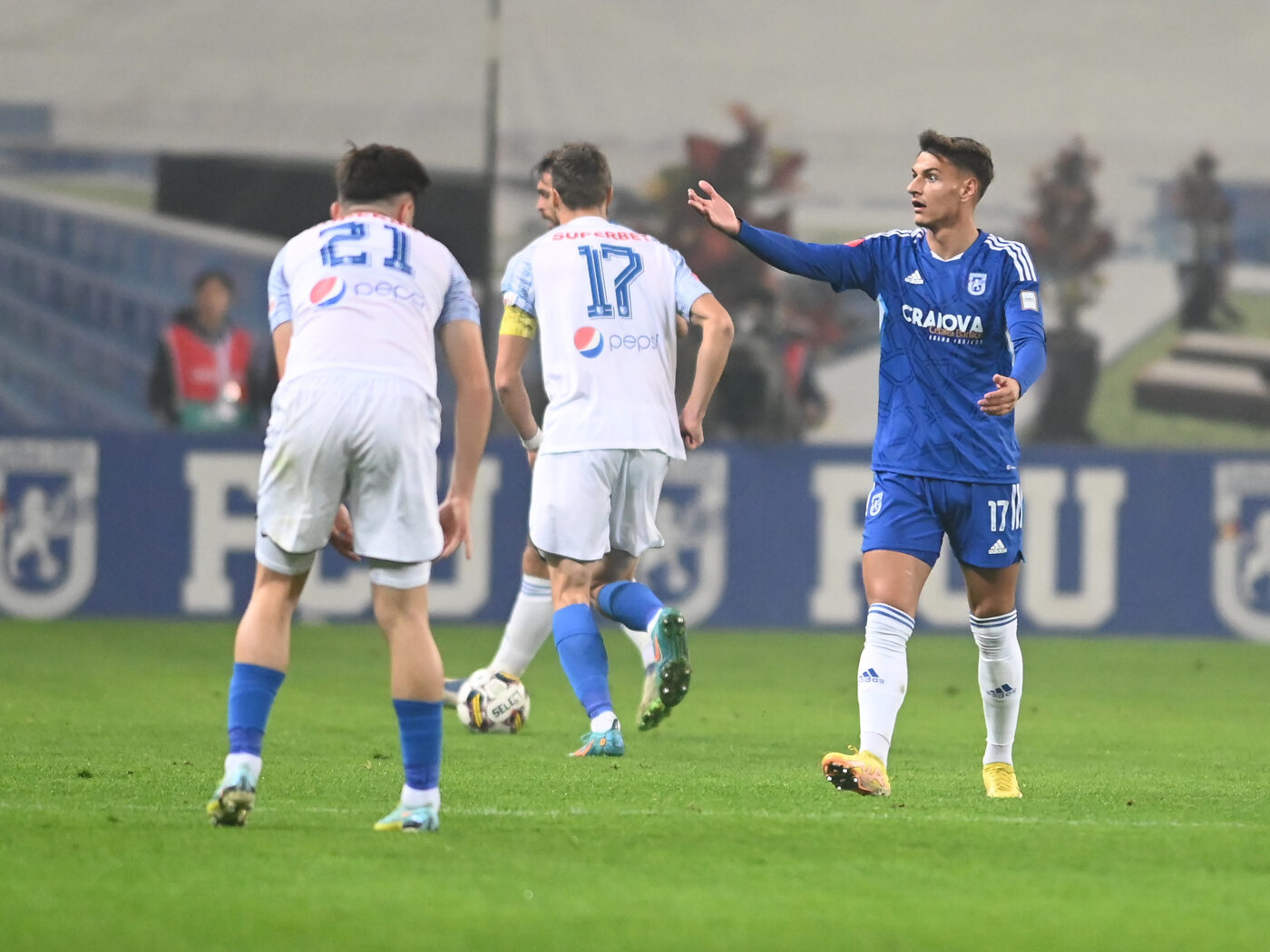 Cum își explică antrenorul interimar de la FC U Craiova înfrângerea cu Farul, după ce oltenii au ratat din toate pozițiile: „Noi avem probleme acolo!”