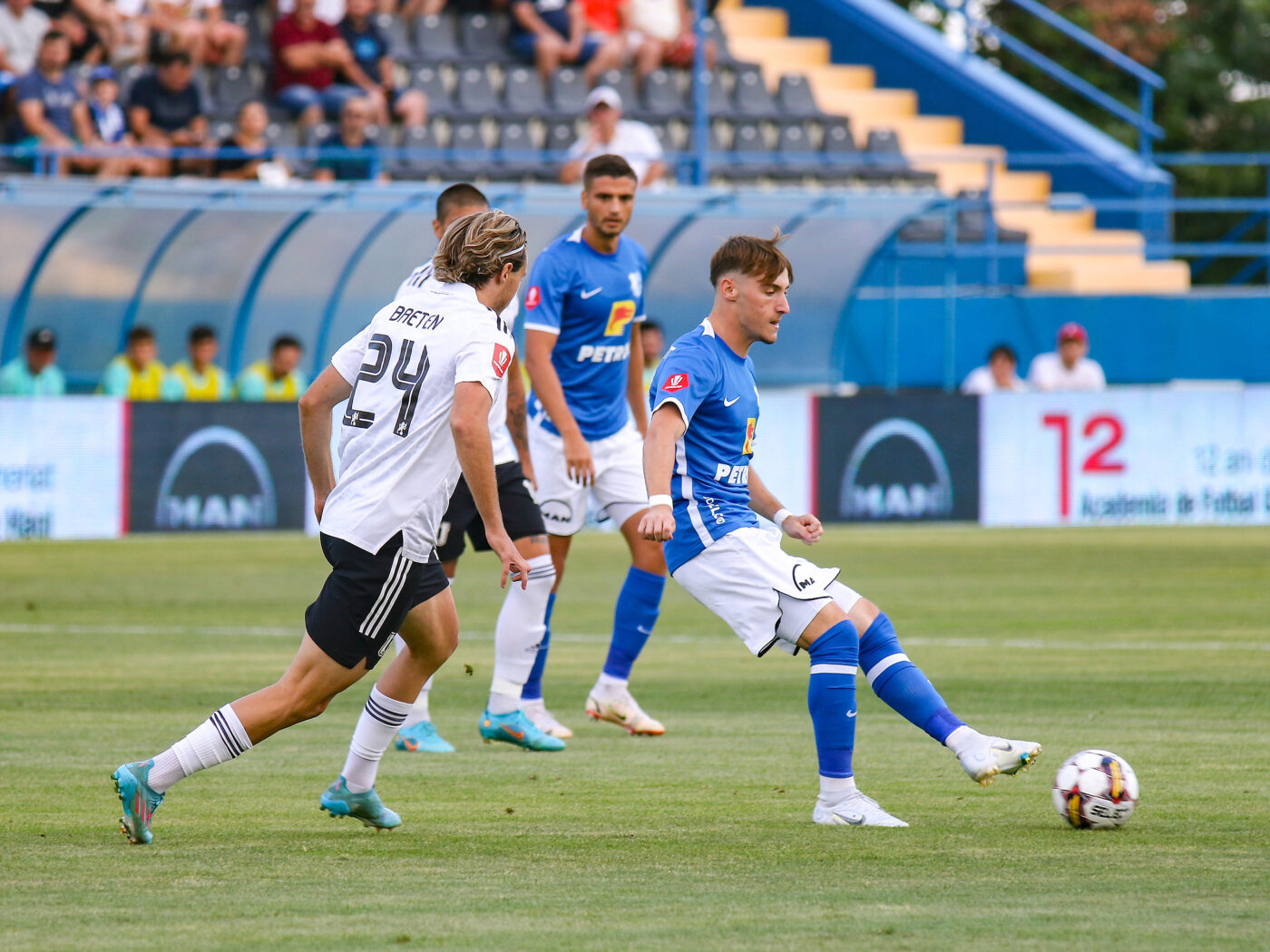 FC U Craiova  – Farul Constanța 1-1, Live Video Online în etapa 16 din Superliga. Borza înscrie un gol spectaculos