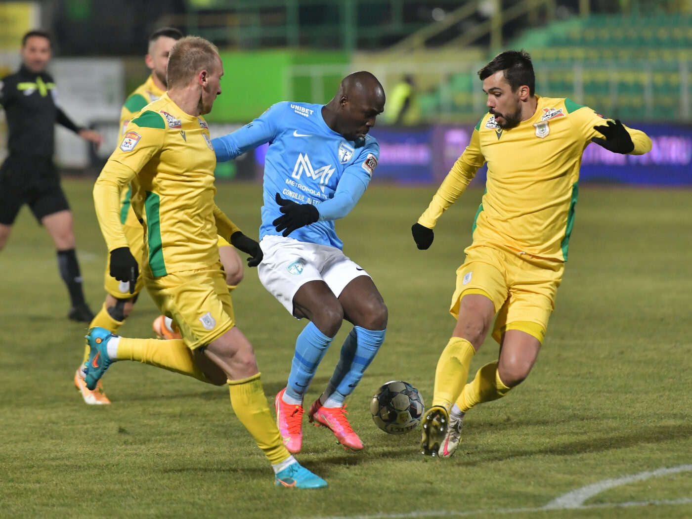 FC Voluntari – CS Mioveni 3-1, Live Video Online în etapa 13 din Superliga. Achim înscrie după o eroare a lui Popescu