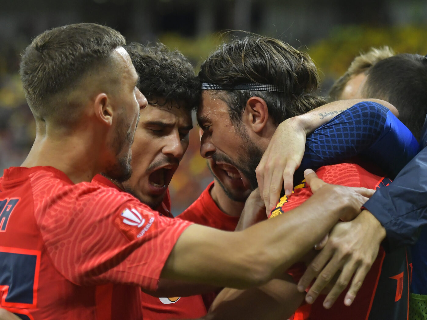 Șapte fotbaliști, out de la FCSB! Decizia lui Gigi Becali i-a „decimat” lotul lui Nicolae Dică: numele grele care au fost trecute în „hibernare” chiar înaintea meciului cu Silkeborg