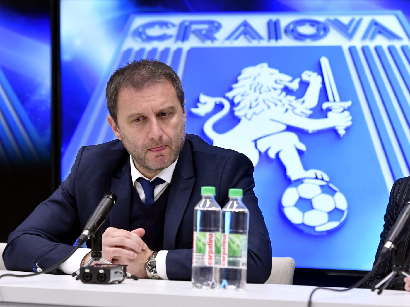 Se cer măsuri dure împotriva lui Devis Mangia. „E o regie căsătoria lui! Este faptă penală și trebuie tras la răspundere!” | VIDEO EXCLUSIV ProSport LIVE