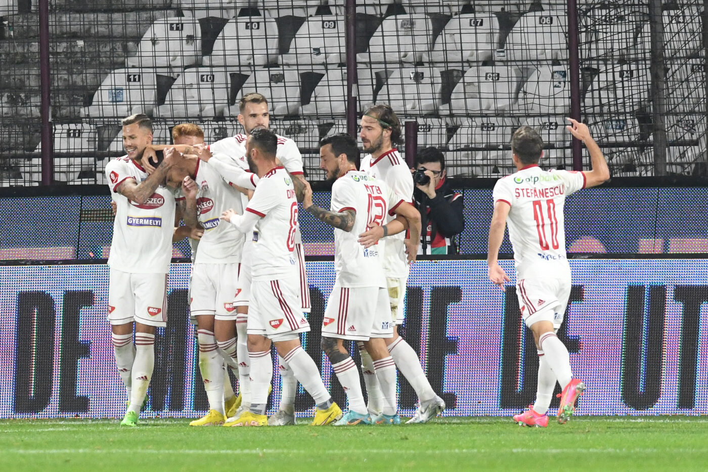 Jucătorii lui Cristiano Bergodi, ironizați după înfrângerea cu CFR Cluj. „De ce zici că ești de top 3? Eu campioană o văd pe Sepsi!”